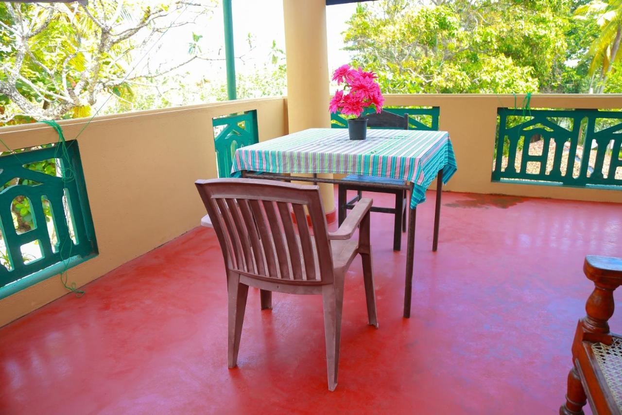 Lucullus Garden Bed & Breakfast เบนโตตา ภายนอก รูปภาพ