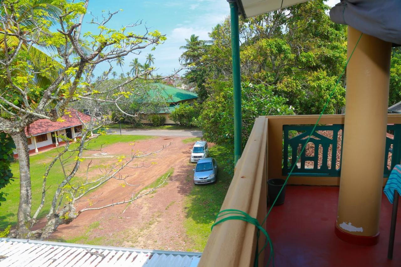 Lucullus Garden Bed & Breakfast เบนโตตา ภายนอก รูปภาพ